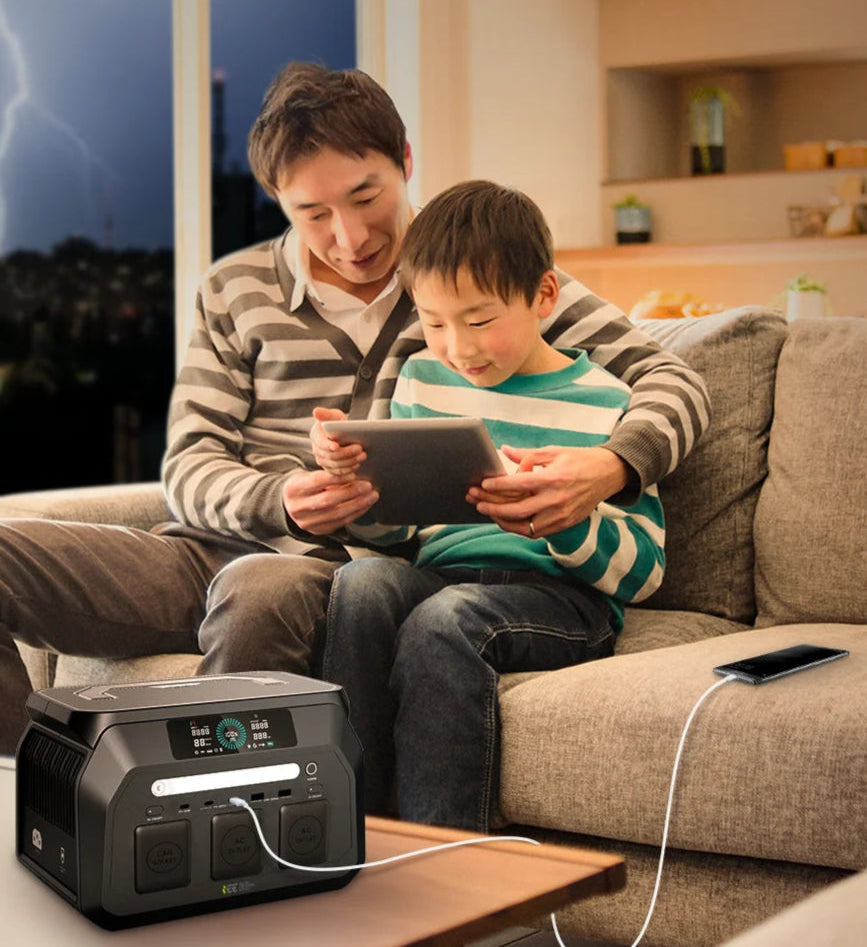 ポータブル 電源 停電時も、日常を守る
PSE認証済み5年保証 800w